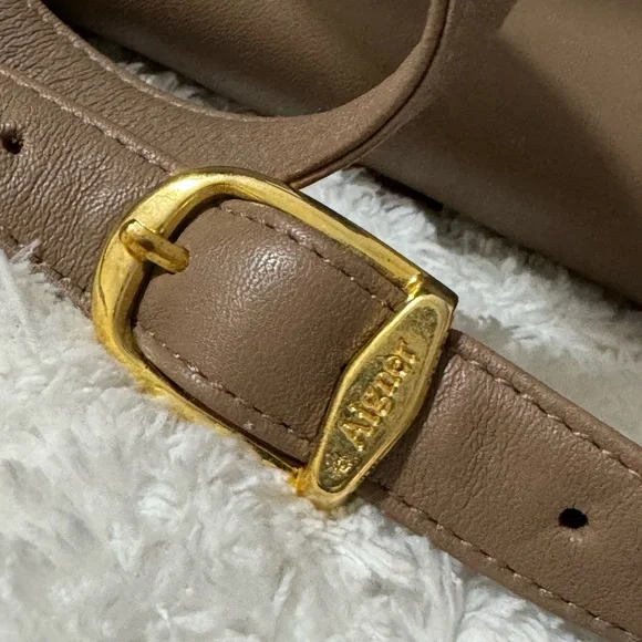 Aigner Tan Leather Shoulder Bag - Picture 8 of 13